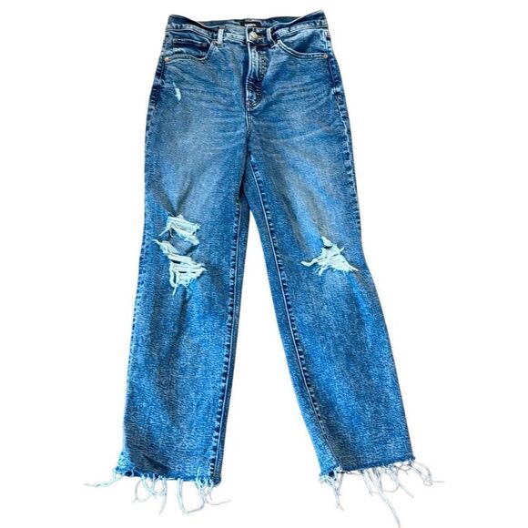 Express modern straight super high rise distressed knee jeans 6s - Picture 3 of 12